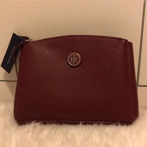 Tommy Hilfiger Crossbody